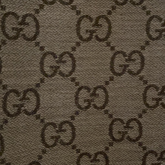 Gucci GG Jacquard Silk Wool Shawl - Picture 2 of 13